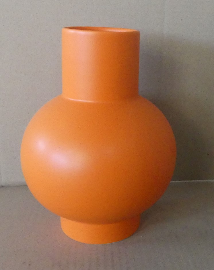 <p>2018 Isuzu  NPR  4 x 2 Tipper Truck</p>