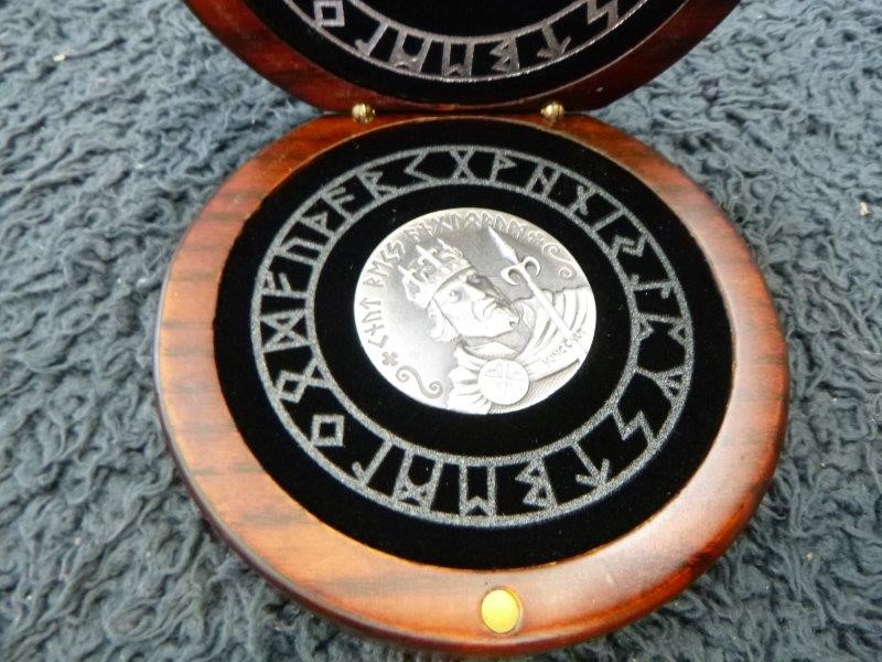 Little Giant Buttery Chardonnay (6x 750mL), Adelaide Hills.