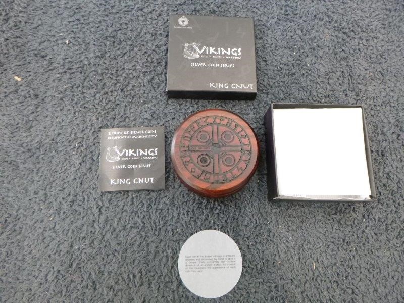 Little Giant Pinot Noir (6x 750mL).