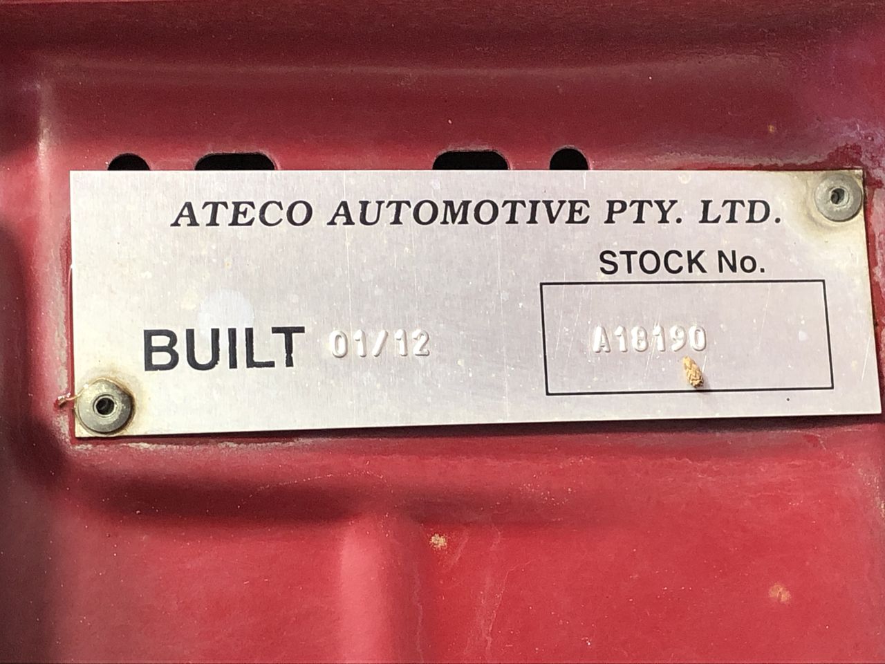 "HOLDEN MONARO" Muscle Car 1 0z HSE 999 Fine Silver Coin/token LTD 2,500