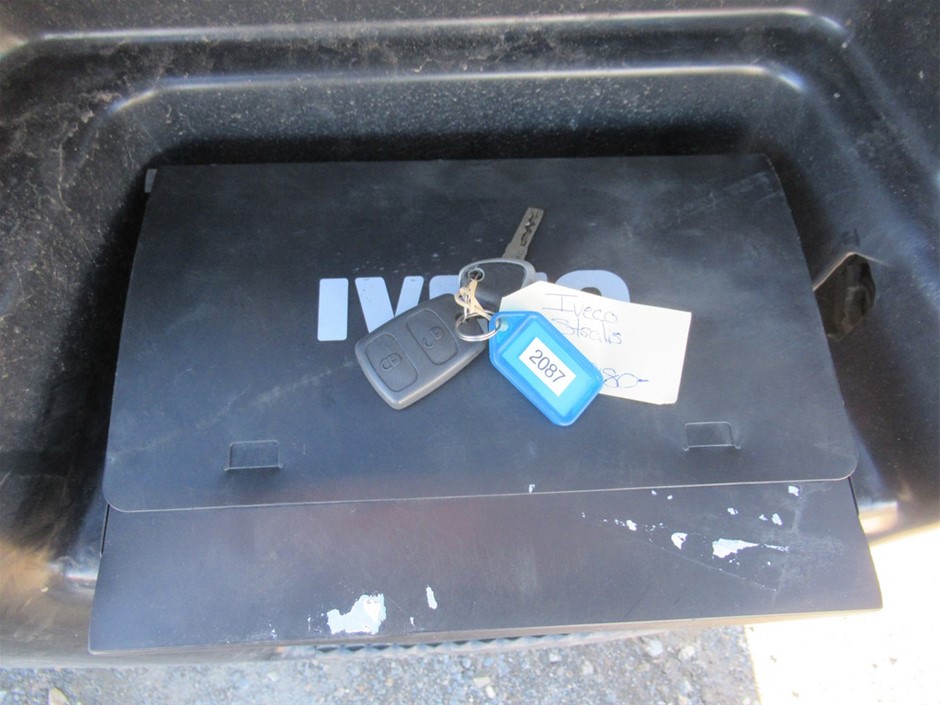 Casella Limited Release Cleanskin Shiraz 2013 (12x 750mL) Limstone Coast