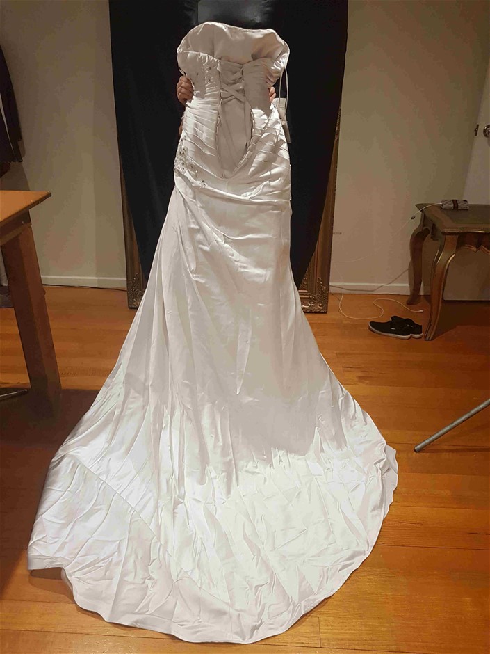 HUSH PUPPIES Men's Hanger Chelsea Boot, Size AU/UK 7.5, Leather, Black Burn