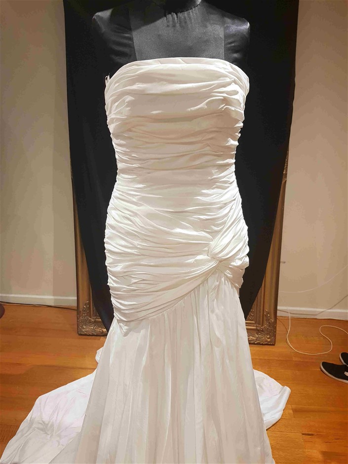 ADIDAS Men's Camo BOS Tee, Size AU XL, 100% Cotton, White/Camo, IW2676.  Bu