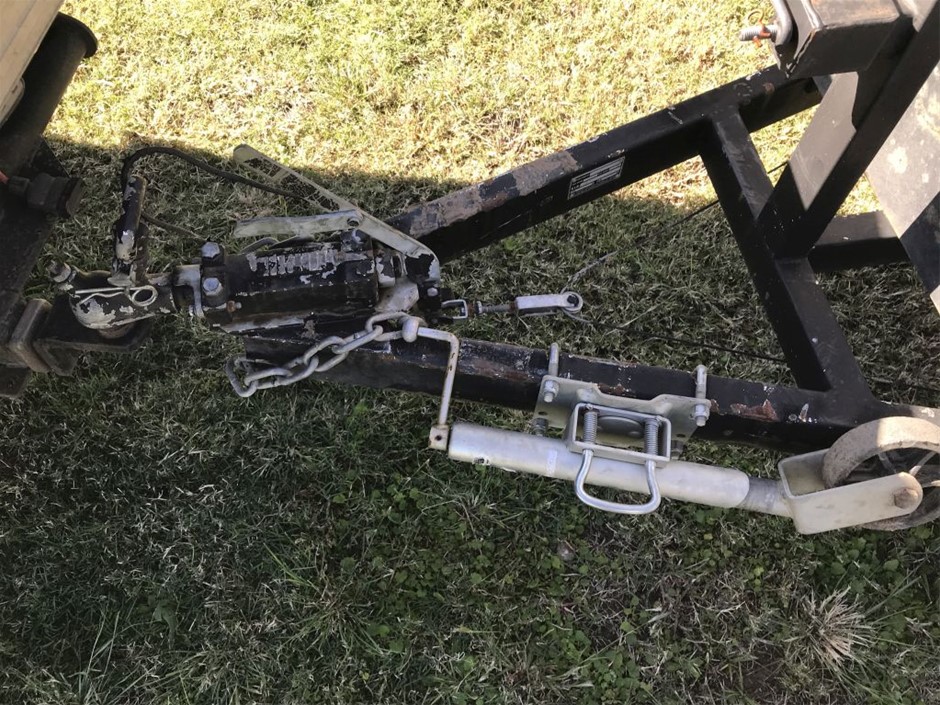 By The Vineyard Mixed Pack Pinot Grigio & Chardonnay (12x 750mL). SEA.