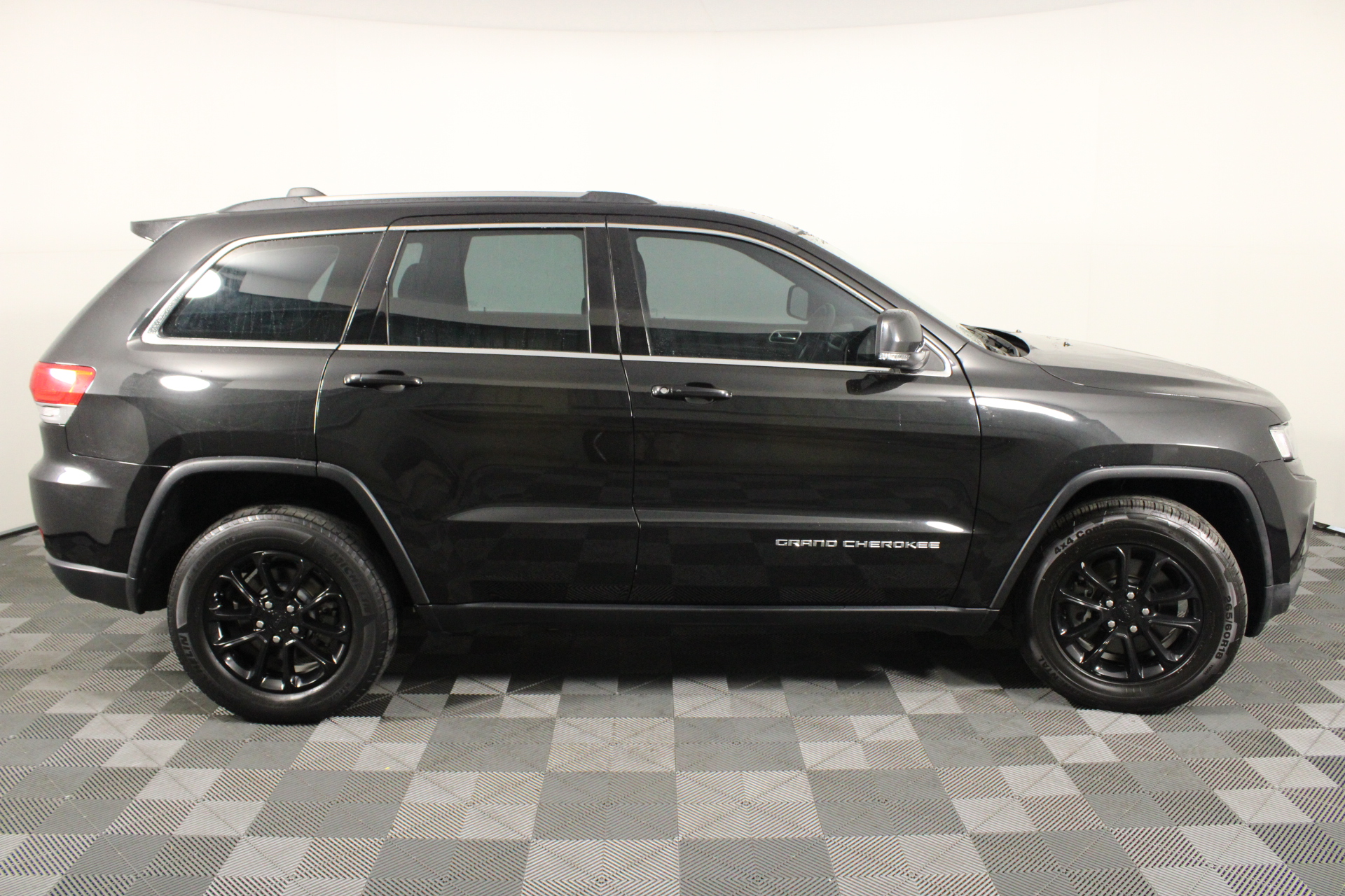 OVER AND BACK 2pc Garden Pots.