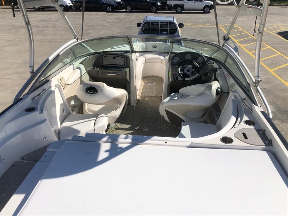 CASUAL LIVING Lap Desk w/ Removable Knit Cover.