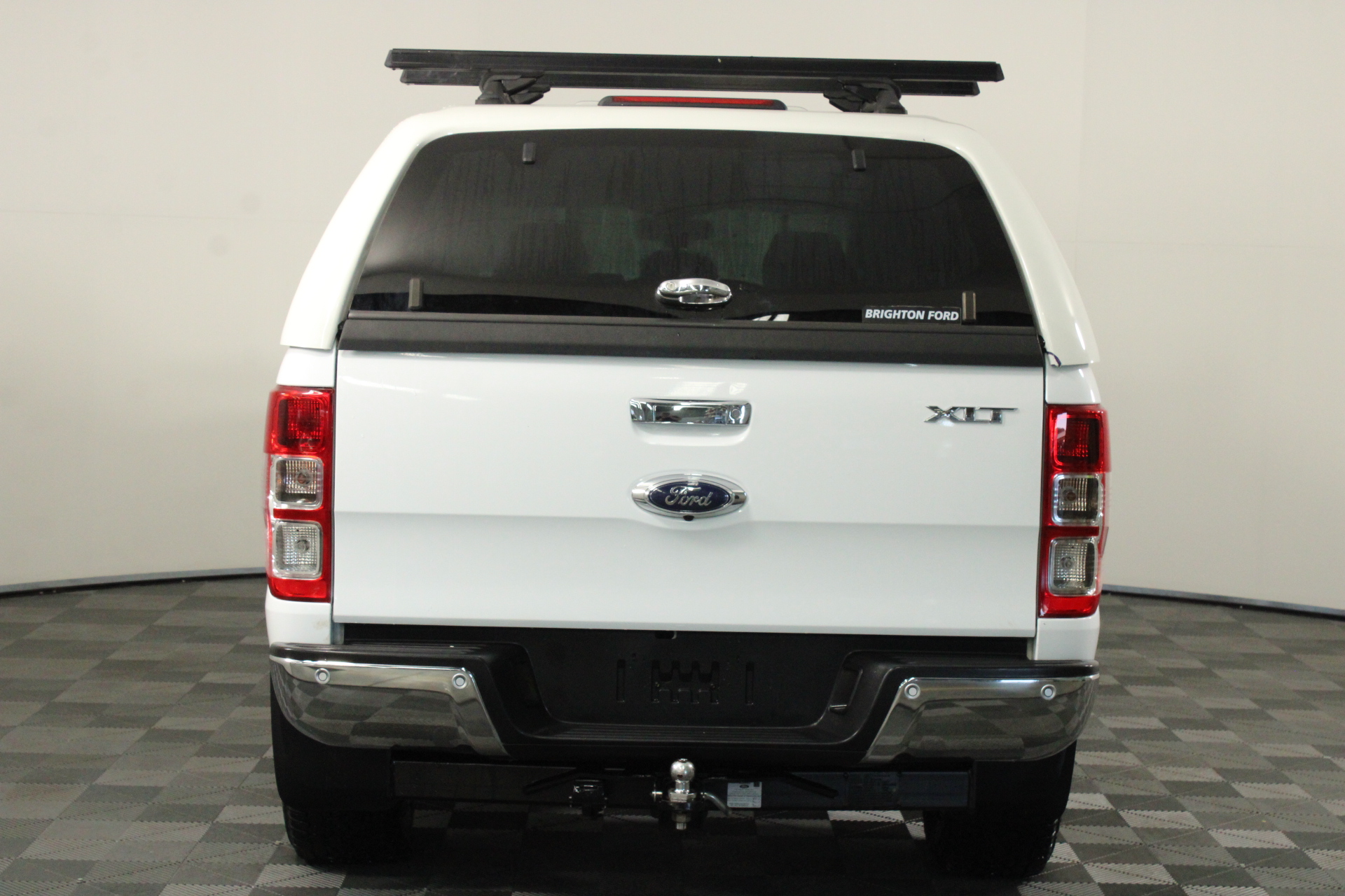 TOSCA London Luggage Hardside Luggage Carry On Case, 54cm. NB: minor use