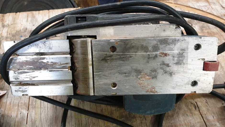 GARDENMASTER UV Resistant Retractable Water Hose Reel, 20 Meter Length.