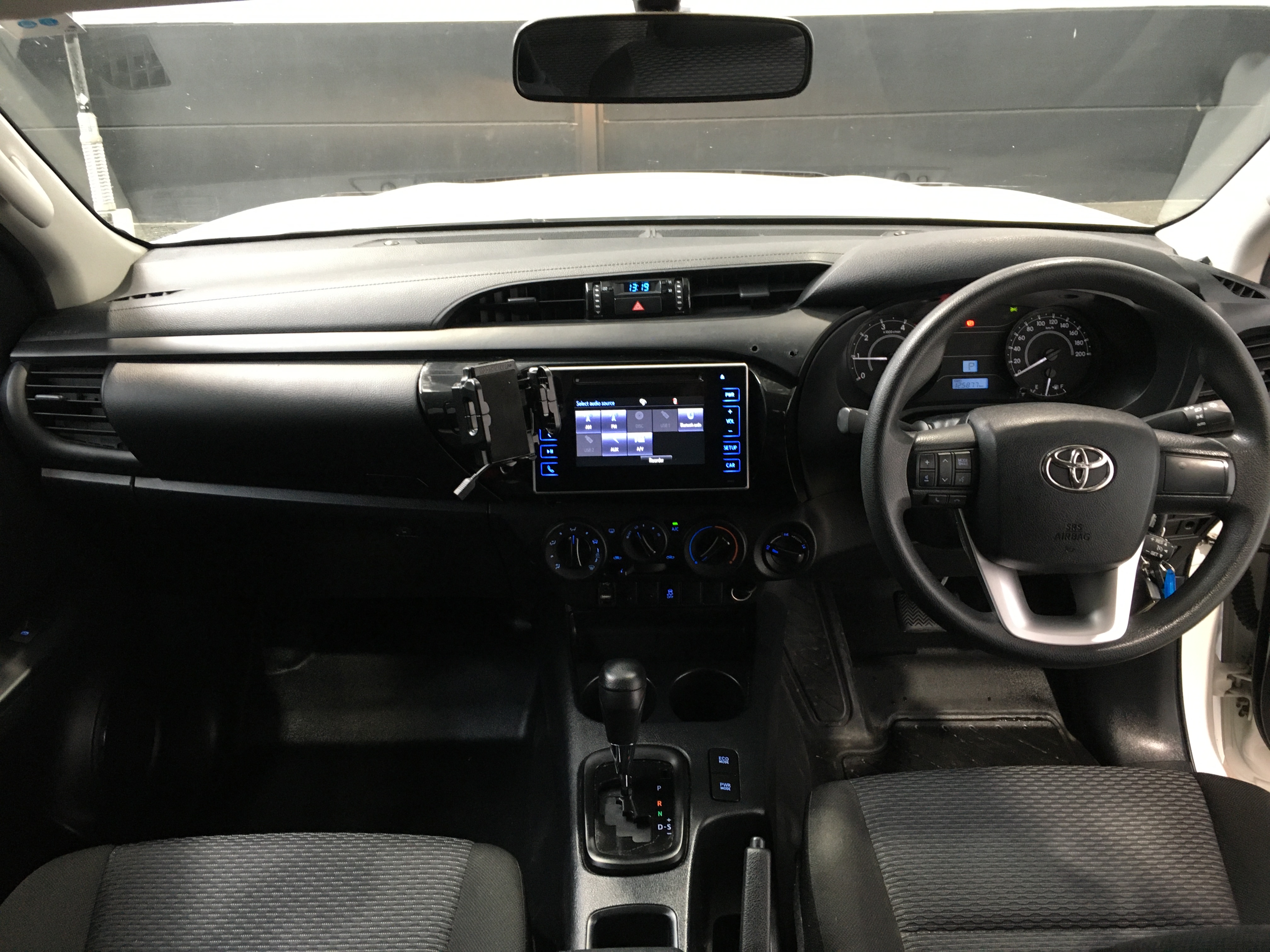 2 x VOREL 600mm Aluminium Levels.