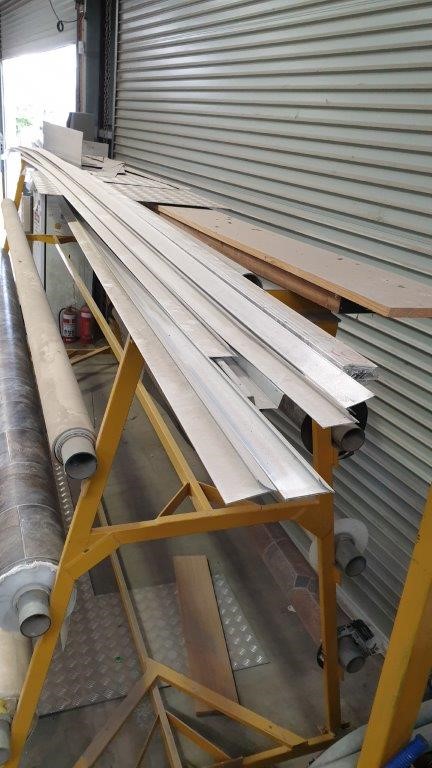 2 x PRIME-LINE U 9427 Combo Deadlatch and Deadbolt Strikes, Heavy Duty, Bra