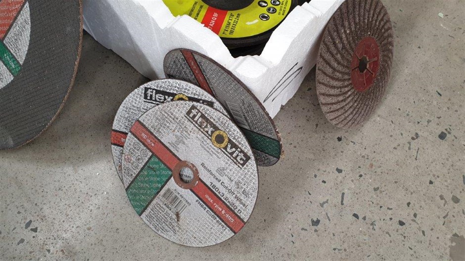 BOSCH Manual Garden Lawn Mower  AHM 38G, 38cm Cutting Width, Grass Catcher