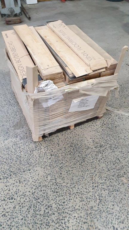 DeWALT Max Impact 34-Piece 1/4" Hex Screwdriving Driver Bit Set.