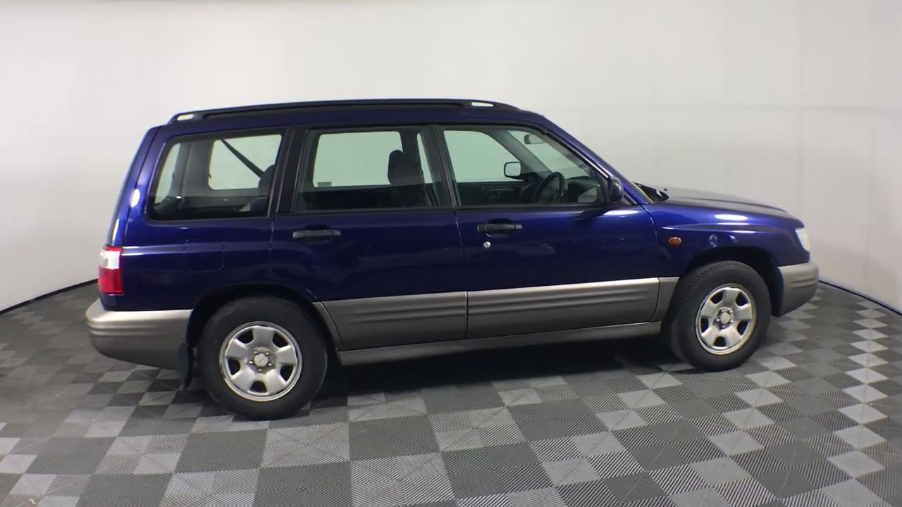 Byrne Estate Gown Shiraz Cabernet 2021 (12x 750mL) SA