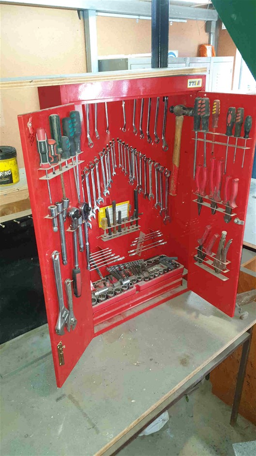 PNEUMATIC AIRCYLINDERS