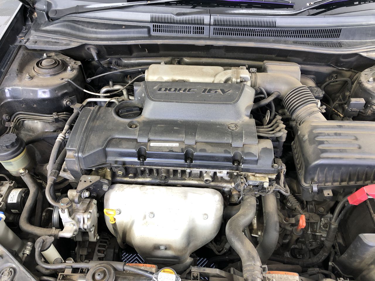 KUVINGS Auto8 Hands Free Cold Press Juicer NB: Minor use - test ok