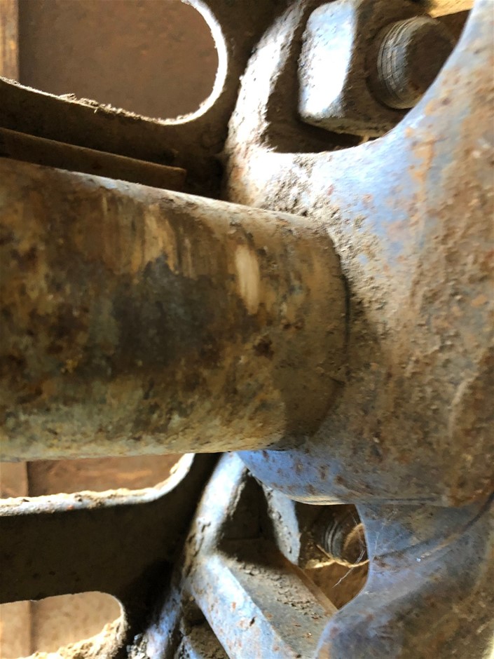 0.16 Carat White 4 round diamonds