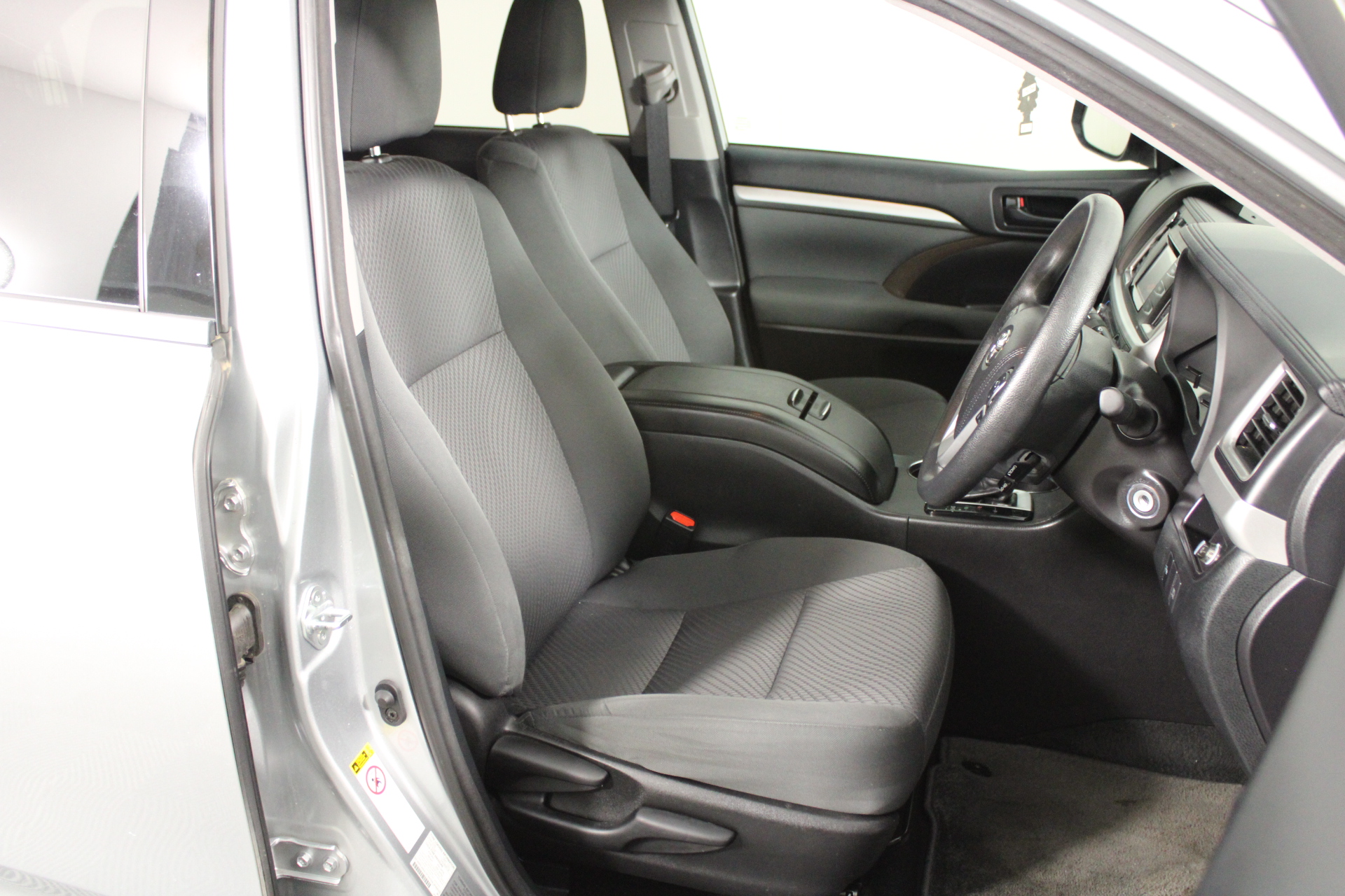 Motorola CLP107 Two-Way Radio (Lot of 25)