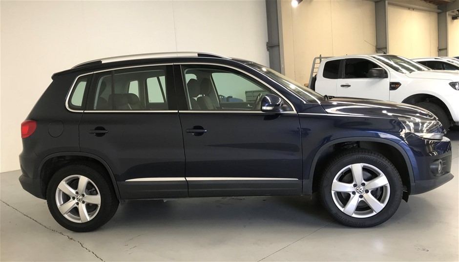 Austco Cell Call 10A Power Supply + Atlona HDMI Matrix Switcher (Lot of 2)