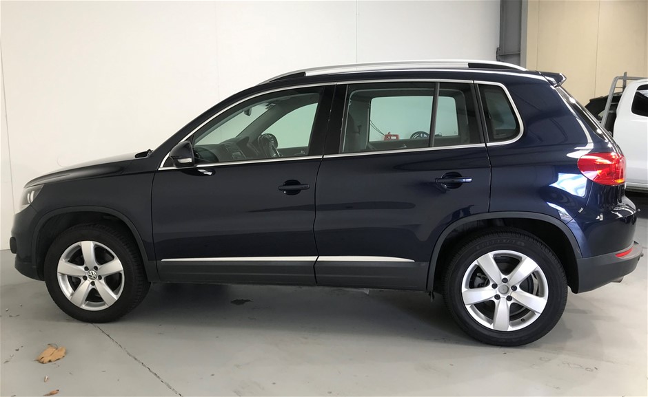 Tektronix 2715 Spectrum Analyzer