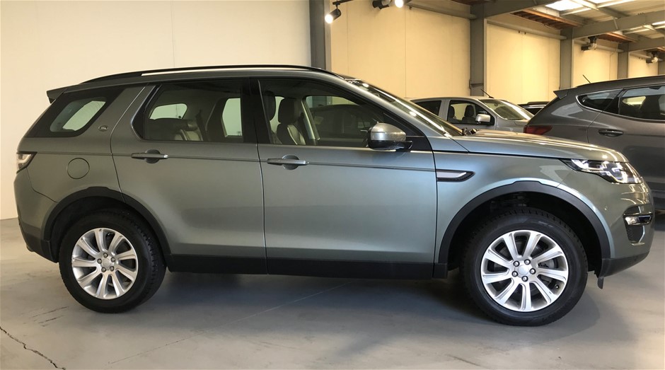 ORBIT 56667N Zinc Impact Sprinkler on Tripod. NB: Minor Use.  Buyers Note -