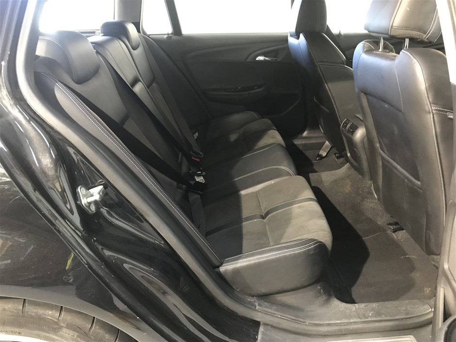 ARLO Ultra Dual Charging Station, Charges up to 2 Batteries.  Buyers Note -