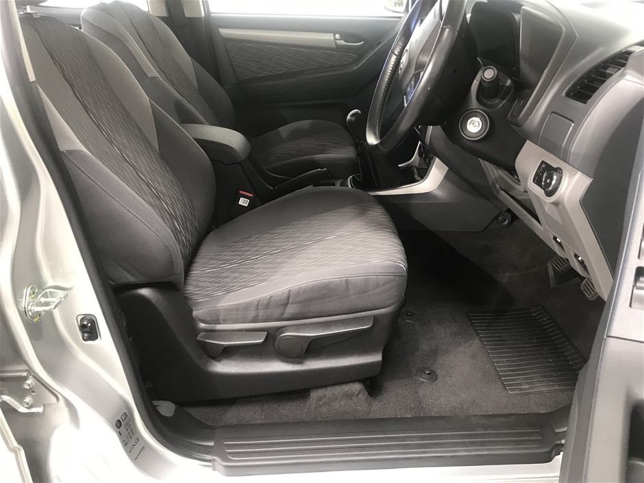 18K Gold-Filled Cuban Chain Necklace with Simulated Diamonds - 55.8cm