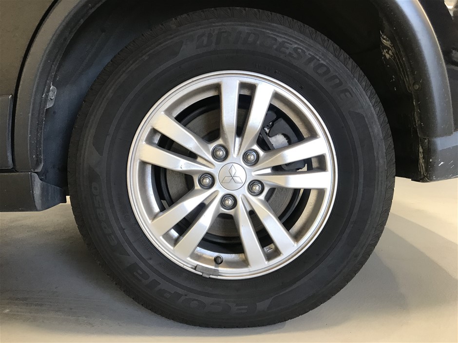 Gold-Filled Tennis Bracelet Four-Leaf Clover & Simulated Diamonds  - 17.8cm