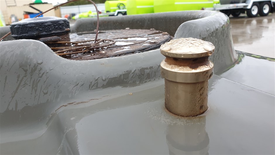 Vintage Enameled Easter Egg Diamante Jewelry Organizer Trinket Box Décor