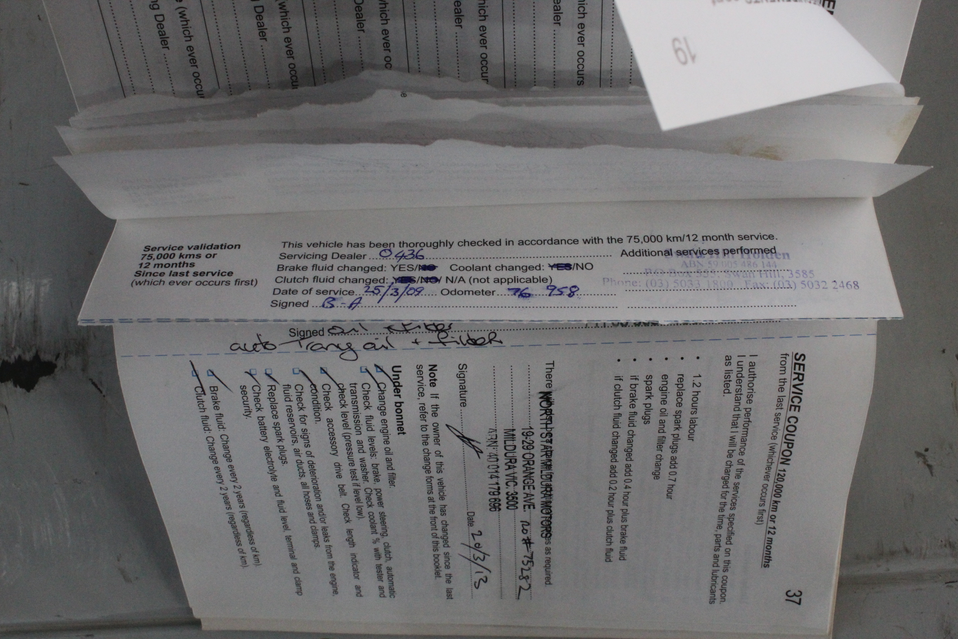 7-8mm White Pearl & White Baroque Pearl Glam Pendant.