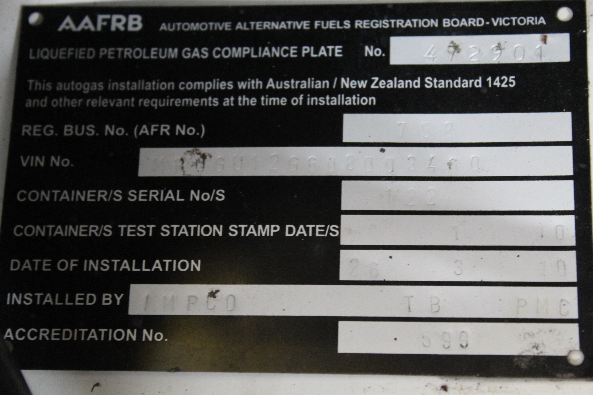 6-7mm White Pearl & Rhinestone Real Platinum Plated Bracelet