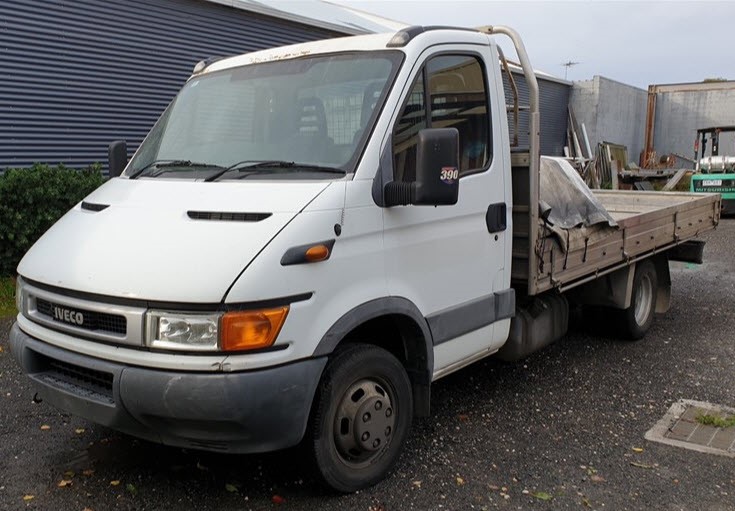 2.65 Carat White/off white diamond various bulk