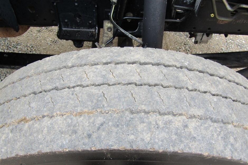 By The Vineyard Mixed Pack Pinot Grigio & Cab Merlot (12x 750mL). SEA.