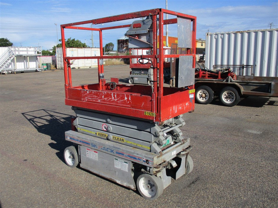 Azienda Agricola Crasa SRC Rivaggi 2017 (3x 750mL). Italy. 5* Prov.