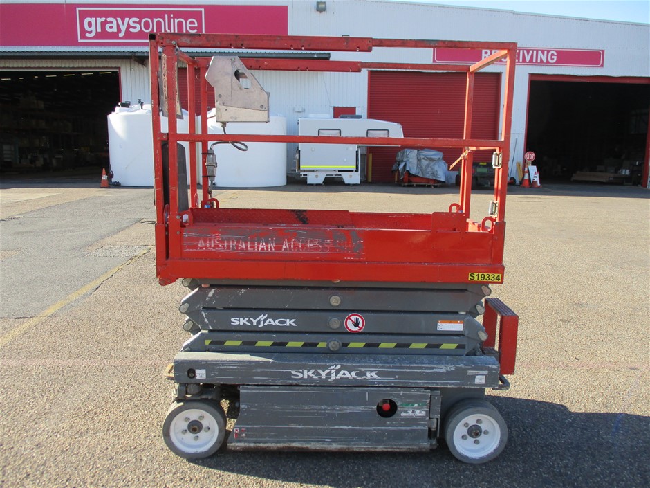 Hans Herzog Botrytis Riesling 2014 (2x 750mL). Marlborough. 5* Prov.