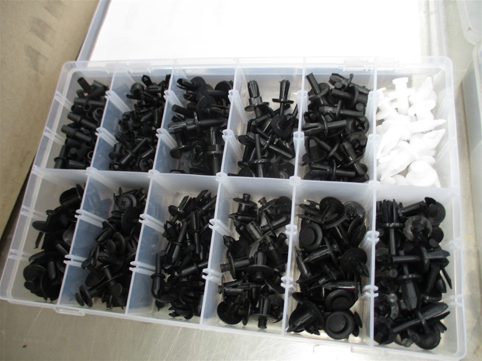 Silver-Filled Cuban Link Chain Bracelet, 8MM Wide - 19cm