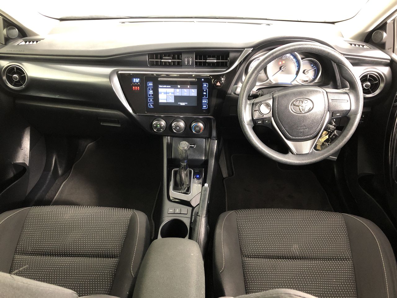 10mm Tiger Eye Persian Love Gold Plated Rhinestone Jewellery Set