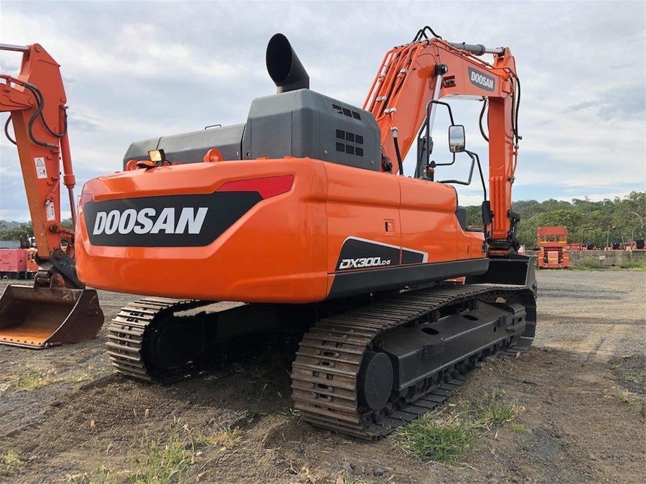 8mm Malaysia 'Jade' Quartz Gemstones Beaded Bracelet.