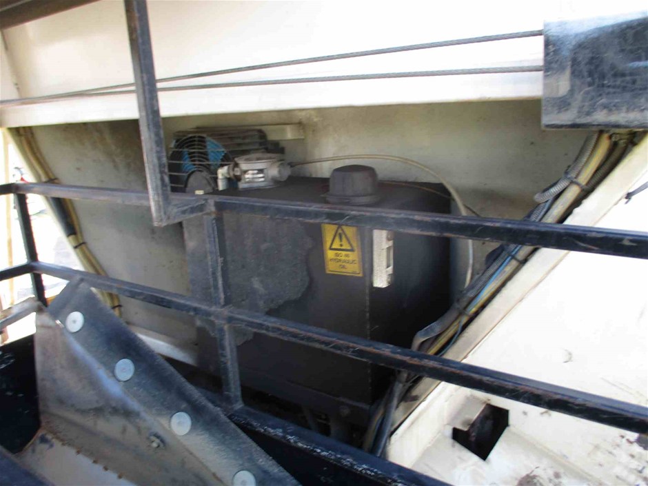 Silver-Filled Cuban Chain Necklace, 10MM Wide - 60.9cm