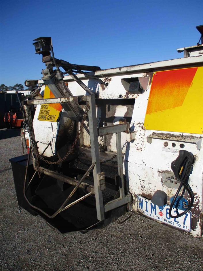 Silver-Filled Cuban Bracelet with Simulated Diamond Clasp, 8MM - 17.8cm