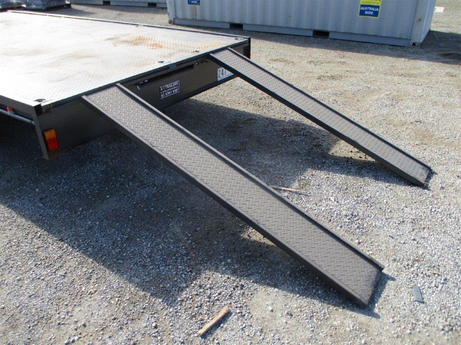 5-10mm White & Black Freshwater Pearl Real Platinum Plated Drop Earrings