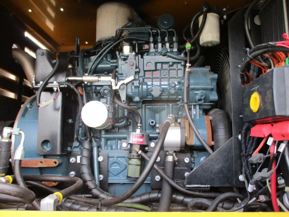 Custom 6 x 3m Toilet / Shower Block