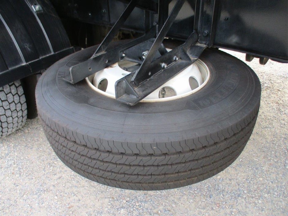 Brown Expandable Container House with Ensuite (Unused)