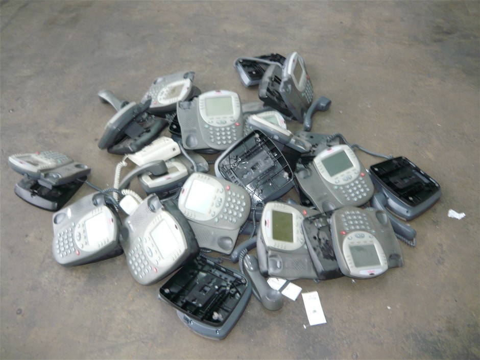 9K YELLOW GOLD BOLD HOLLOW DROP NECKLACE 40-45cm