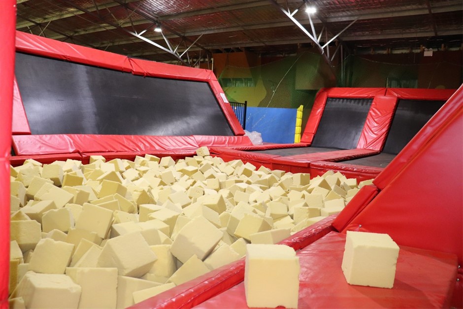 9K Yellow Gold FACETED AMETHYST RING