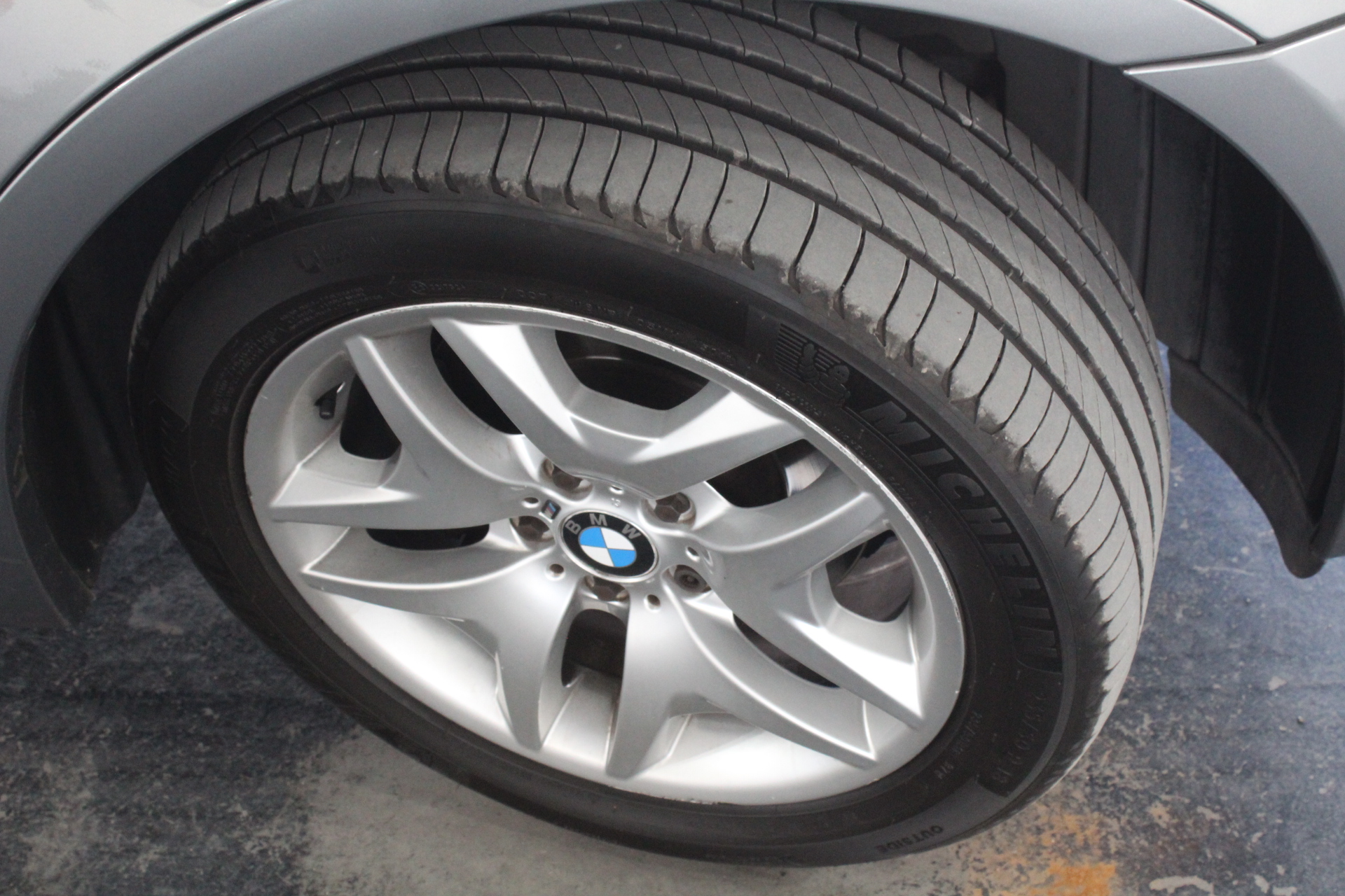 9K WHITE GOLD 0.12ct F VS LAB DIAMOND TRIPLE BEZEL RING