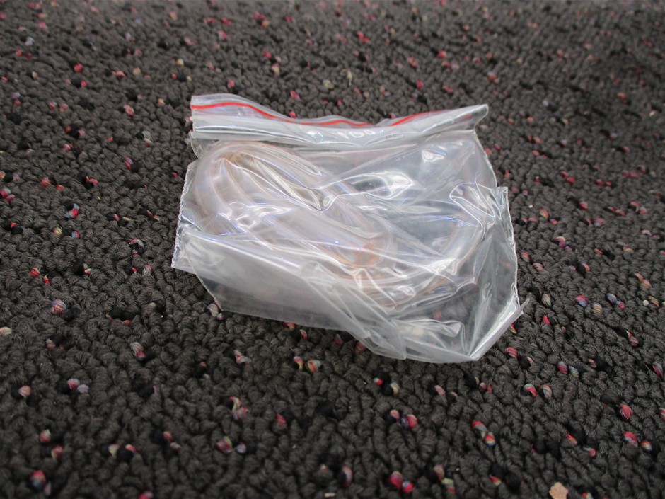 9K YELLOW GOLD 0.33ct F VS TRIO LAB DIAMOND RING