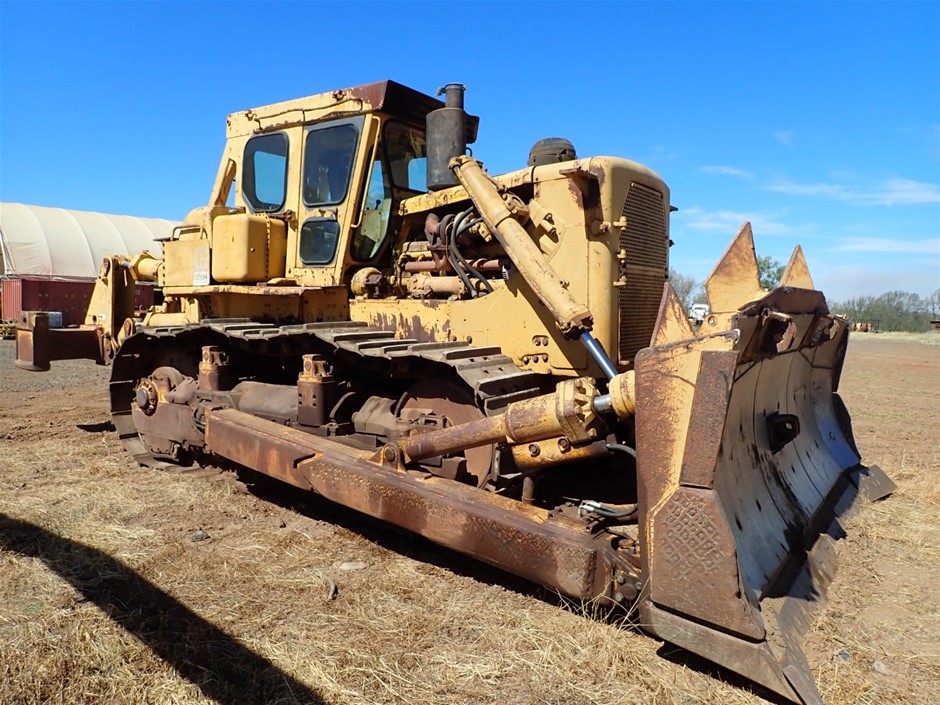 9K YELLOW GOLD 1.25ct F VS LAB DIAMOND OVAL HALO RING
