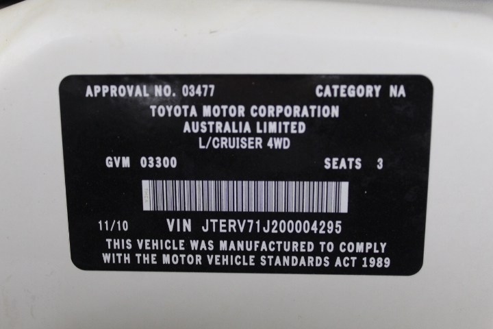 4ct Oval Cut Simulated Diamond & Shell Pearl 925 Silver Ring - Size 8