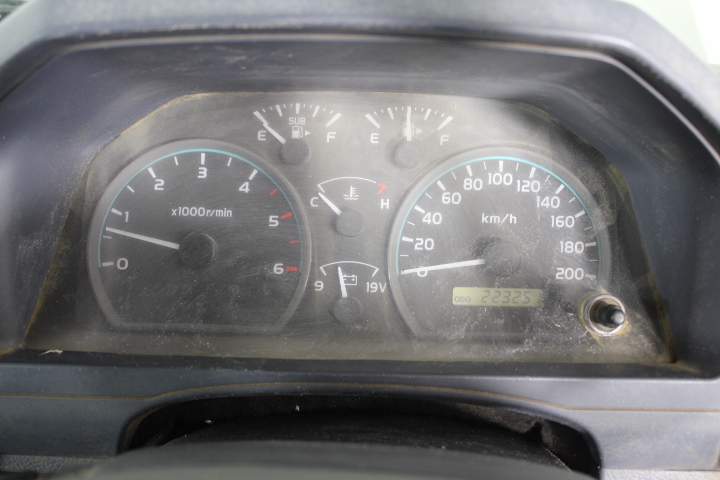 0.25ct Wave Shape Simulated Diamond 925 Sterling Silver Ring - Size 8