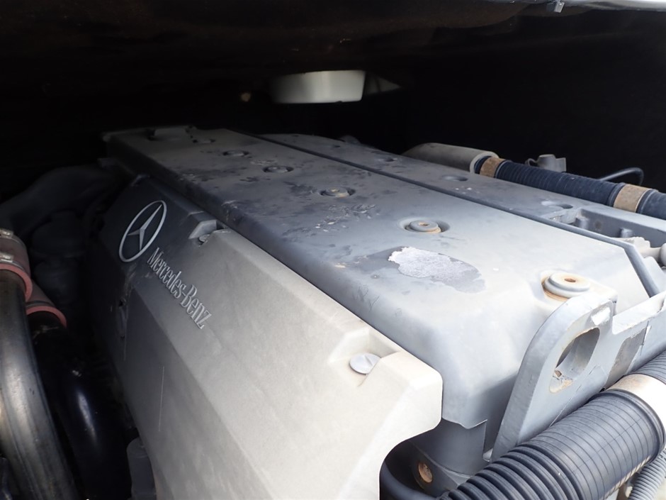 UGG Unisex Kid's Remy Water Resistant Slip On Slipper, Chestnut, US 11-12 (